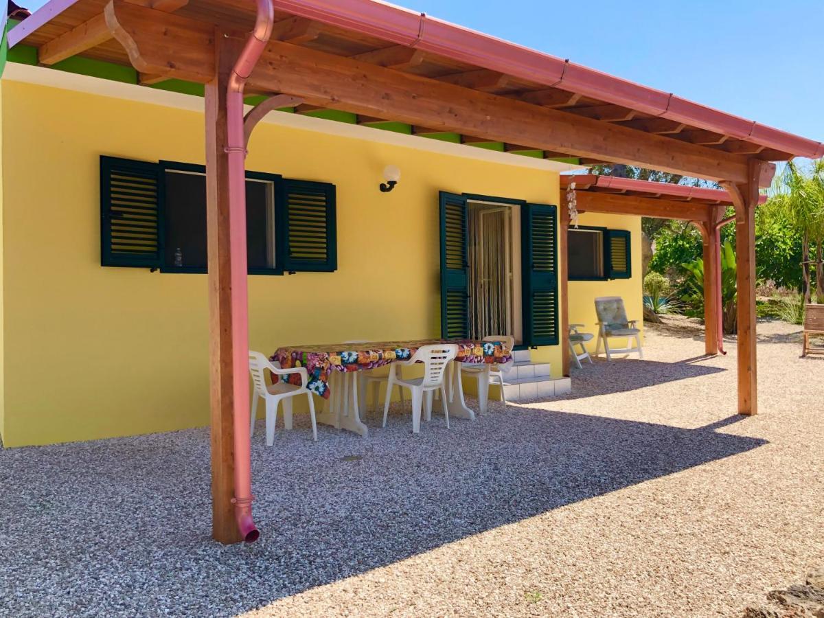 Villette Vacanze - Vie Russe Marina Di Pescoluse Exterior foto